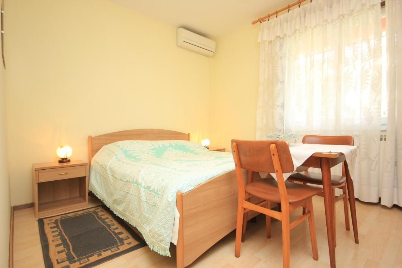 Apartments And Rooms By The Sea Medveja, Opatija - 2305 Lovran Exterior foto